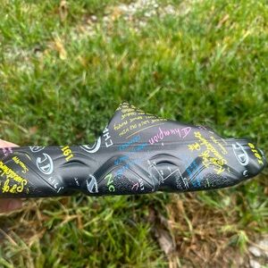 Champion sandals black like brand new